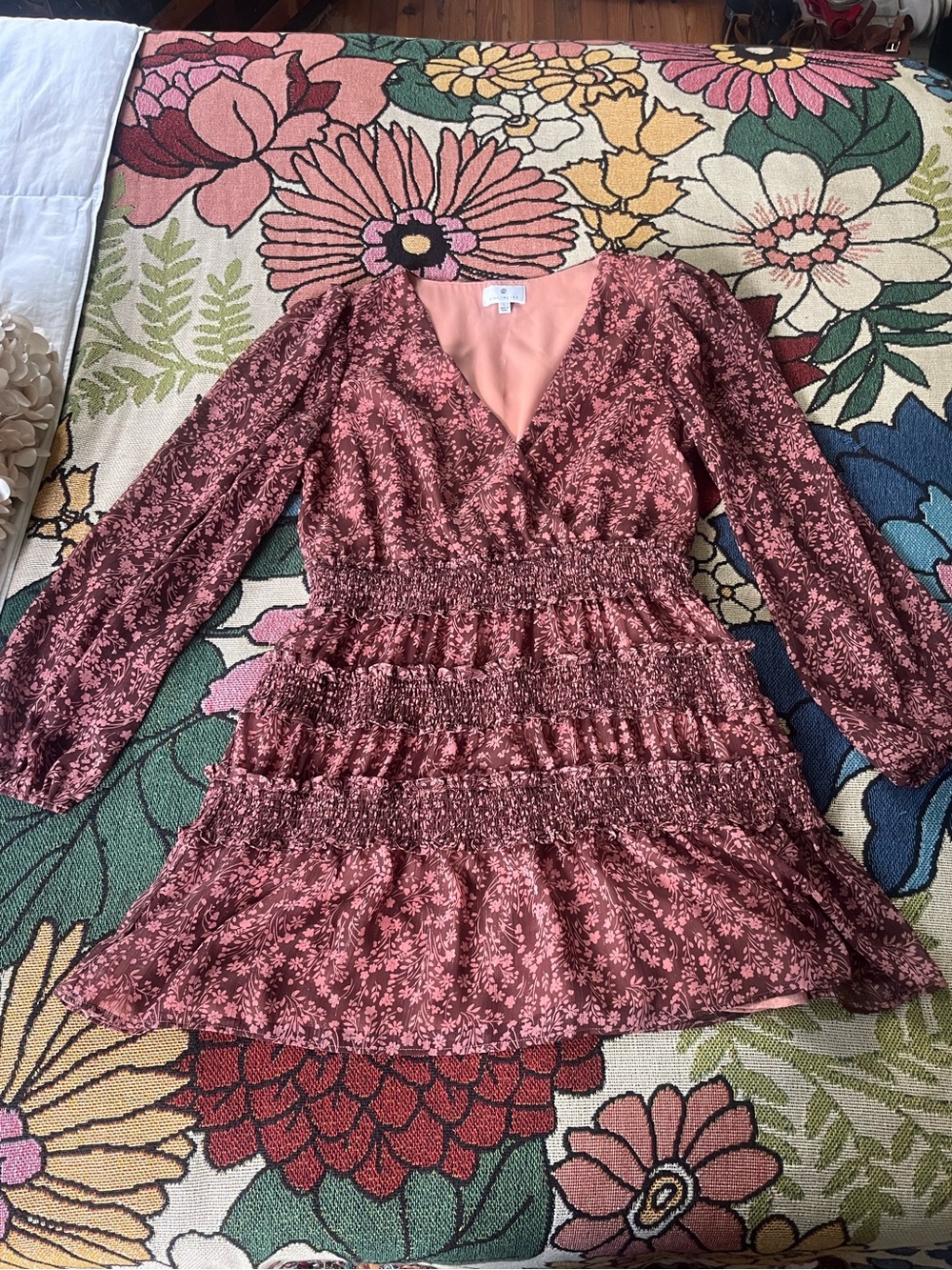 Socialite Peach Coral V-Neck Tiered Floral Mini Dress
